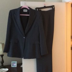 Women’s kasper Business Suit